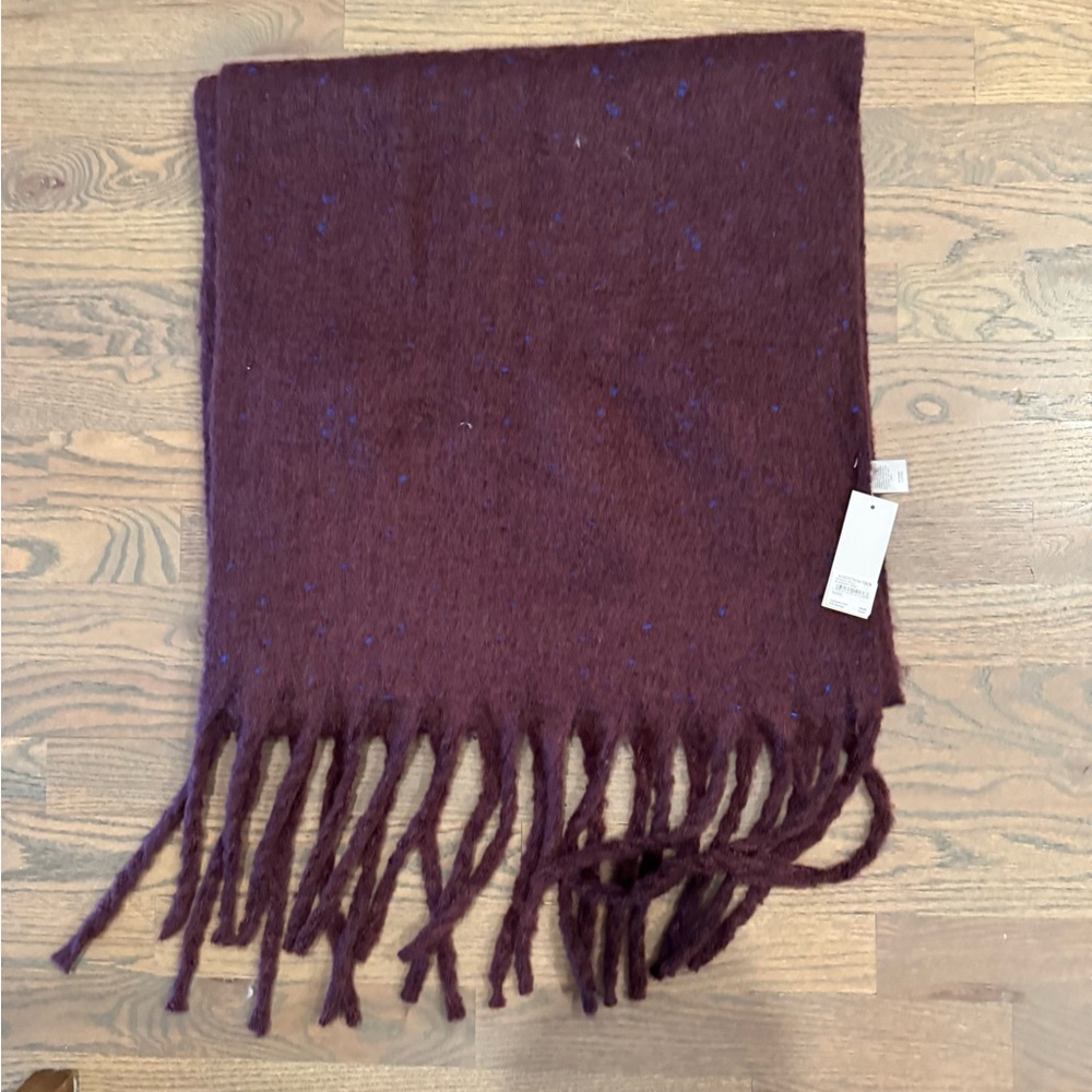 bp burgundy with stem scarf